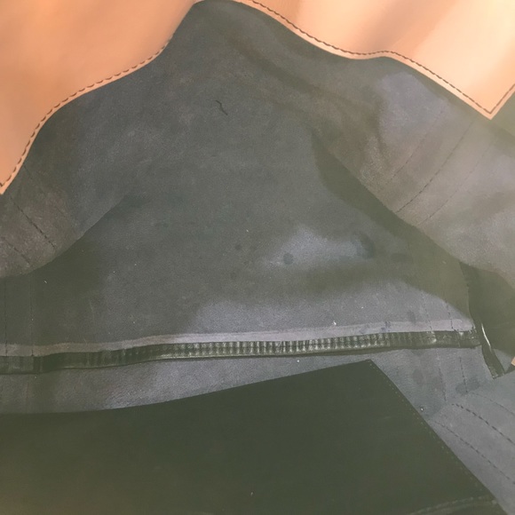 Chloe Alison Tote , Medium - Picture 8 of 8